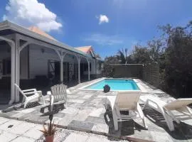 Villa charmante avec piscine au Diamant - Idéale pour 4 pers.