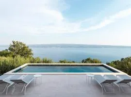 Luxury Villa Ovation heated pool sea view