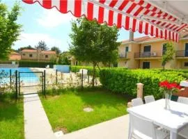 Terraced house with private garden