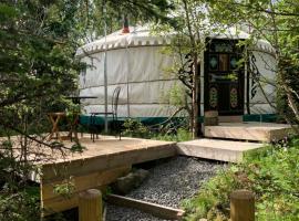 Valhalla Yurts Freya, camping de luxe à Selfoss
