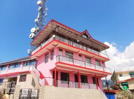 Hill Top Guest House and Restaurant, guesthouse kohteessa Dharamshala