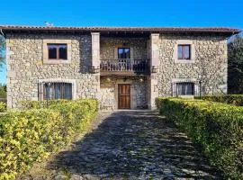 Casa de Aldea la Piniella