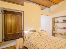 La Stazione Per Dormire Guest House, hotel romântico em San Piero a Sieve