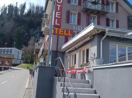 Hotel Tell, hotelli kohteessa Seelisberg