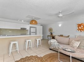 2-Bedroom Oasis by Queens Gardens, hotel i North Ward