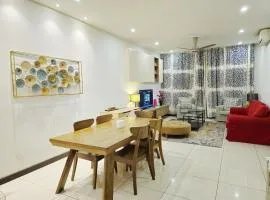 Blue Sky Apartment