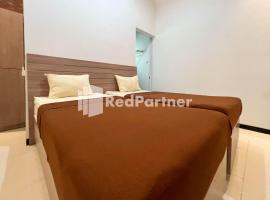 Griya Borobudur Malang Syariah RedPartner, hotel em Blimbing