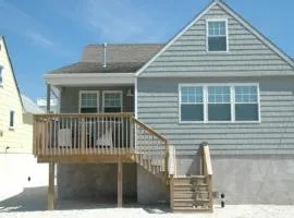 Awesome Home In Brant Beach With 4 Bedrooms, Internet And Wifi