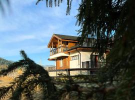 Chalet Deluț, bed & breakfast a Suceava