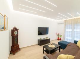 Spacius and Comfy apartment Thessaloniki, hotel v Soluni
