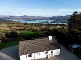 Seanacnoc Cottage overlooking Kenmare Bay