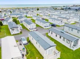 Your Ultimate Holiday Rental at Pevensey Bay 35 Woodland Walk