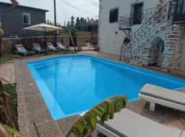 Villa Lina private pool, hotel in Kondomari