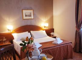 Hotel Squarciarelli, three-star hotel in Grottaferrata