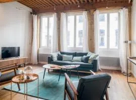 Spacious in the heart of Lyon AIL