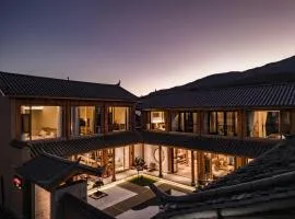 Humble abode of happiness - Mountain View Wabi-sabi Lodge