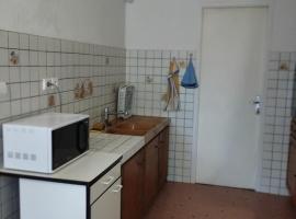 Appartement calme et indépendant à proximité de Toulouse โรงแรมในSeysses