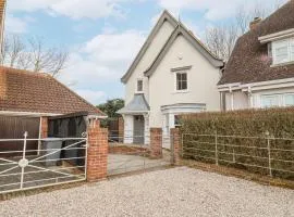 9 Church Farm Rise