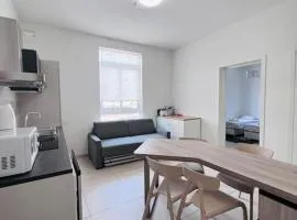 Sunshine Court Apartment No 4