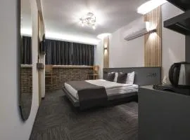 DEWY HOTEL