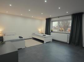 Monteurzimmer Pavan, K1 KEINE Ferienwohnung, hotel v destinaci Saarwellingen