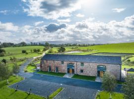 Brockram & Keld Barns, hotel dengan jacuzzi di Kirkby Stephen