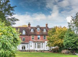 Moorhill House Bed & Breakfast, hotel with parking in Burley