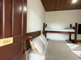 CHILL INN HOSTEL & POUSADA CENTRO: Paraty'da bir otel