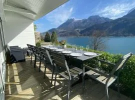 Spacieuse Villa avec vue panoramique sur le lac, une Exclusivite LLA Selections by Location Lac Annecy