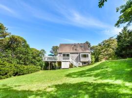 Walk 5 Minutes to Nauset Beach, hotel en Orleans