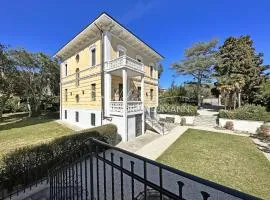 201 - Villa Fernanda - Trilocale immerso nel verde in centro a Numana - SPIAGGIA e NAVETTA WHITE BEACH CLUB OMAGGIO dal lun al ven FINO AL 02-08