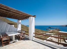 Amazing Views At Agios Sostis Beach In Mykonos, villa in Agios Sostis Mykonos