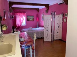 Il nido, hotel v destinaci Bomarzo