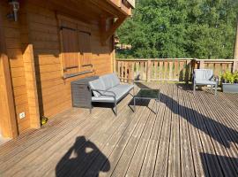 Chalet du Liesthal, hotel con estacionamiento en Obersteinbach