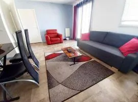 Le Diplomate Tramway Balcon Parking et Wifi