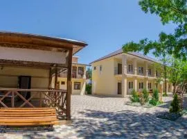 Guest House Primorskaya 25