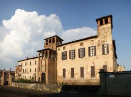 AGRITURISMO CASTELLO BECCARIA, casa de campo em Pieve del Cairo