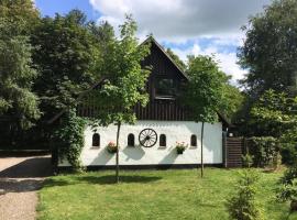 Ferienhaus Knorburg im Herzen Nordfrieslands, hotel di Enge-Sande