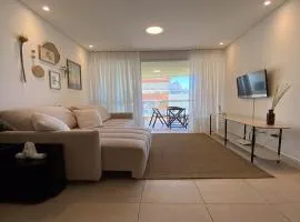 N4701 O Mar a seus pés Férias Praia e Beto Carrero