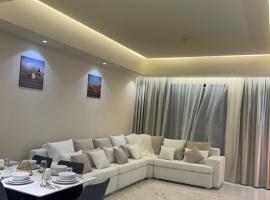 شقة فندقية ALzorah Ajman - الزوراء عجمان – apartament w mieście Al Ḩamrīyah