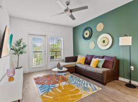 Charming Oasis 10 Min to Parks Pets Allowed, appartamento a Orlando