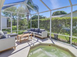 Renovated Home in The Villages with Lanai, Golf Cart, hotel a The Villages