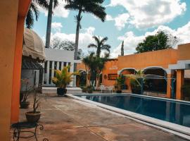 Finca Palma Real / Tradicional y Cultural en Yucatán, camping in Umán