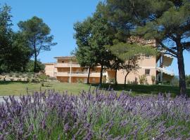 Résidence Côté Sud Peypin, allotjament vacacional a Peypin