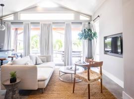Steps From Ocean Couple's Getaway Private Villa, villa in Playa Venao