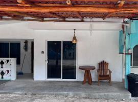 Departamento Dzirul, hotel a El Cuyo