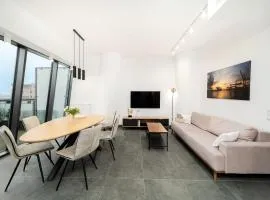 Hanza Tower Apartment no. 701 - Swimming pool, jacuzzi, terrace