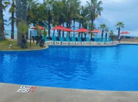 Punta Centinella Yacht Club, hotelli, jossa on pysäköintimahdollisuus kohteessa Santa Elena