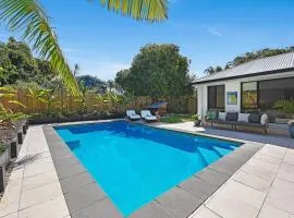 Pacific Palms ~ Family Home close to Beach, Pool