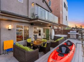 Voted Airbnb Most Loved Home 2024 Duffy Boat, ξενοδοχείο σε Huntington Beach